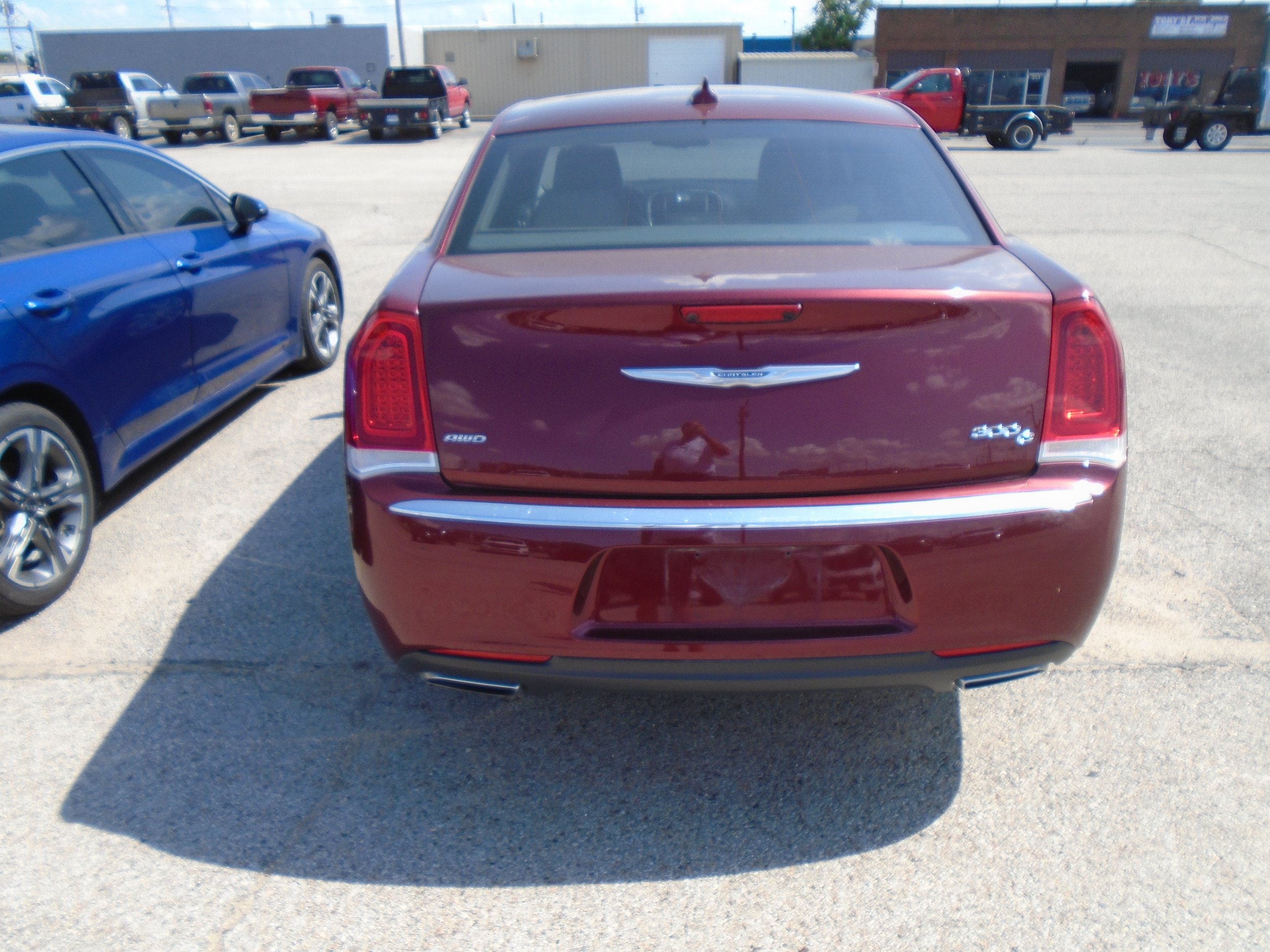 Used 2016 Chrysler 300 C AWD/4WD image 3