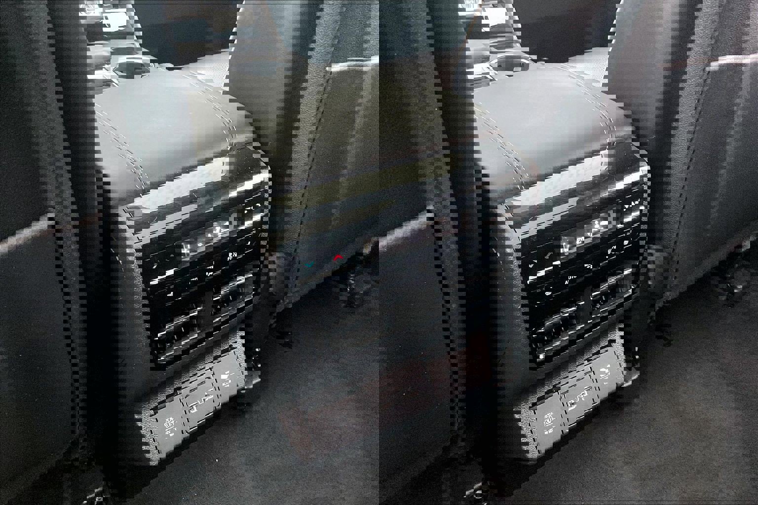 Used 2023 Acura MDX SH-AWD w/ Advance Package image 41