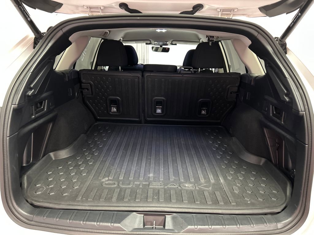 Used 2024 Subaru Outback Premium AWD/4WD image 22