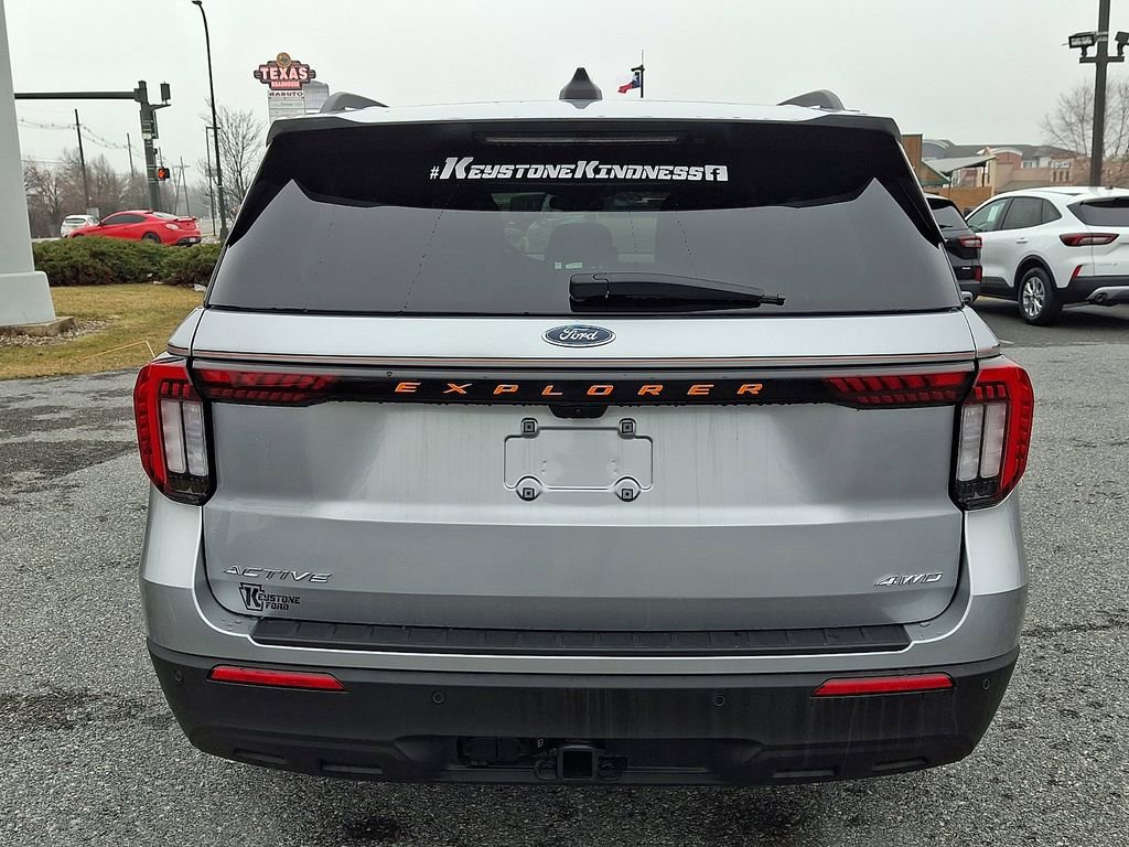 Certified 2025 Ford Explorer Active image 5