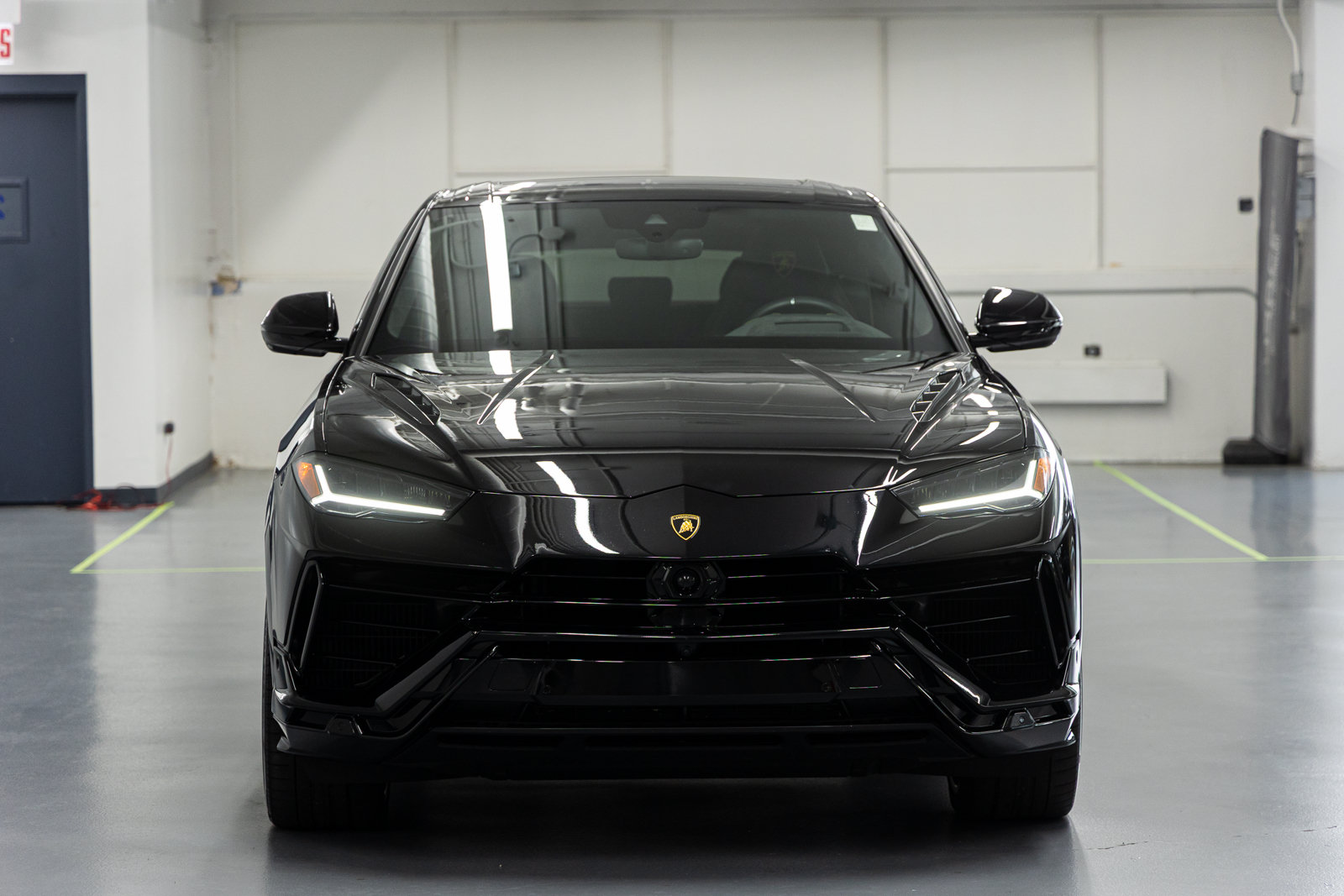 Used 2024 Lamborghini Urus S AWD/4WD image 10