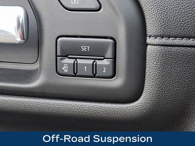 Used 2023 Chevrolet Silverado 2500 High Country image 9