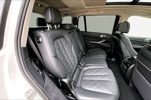 Used 2026 BMW X7 xDrive40i image 28