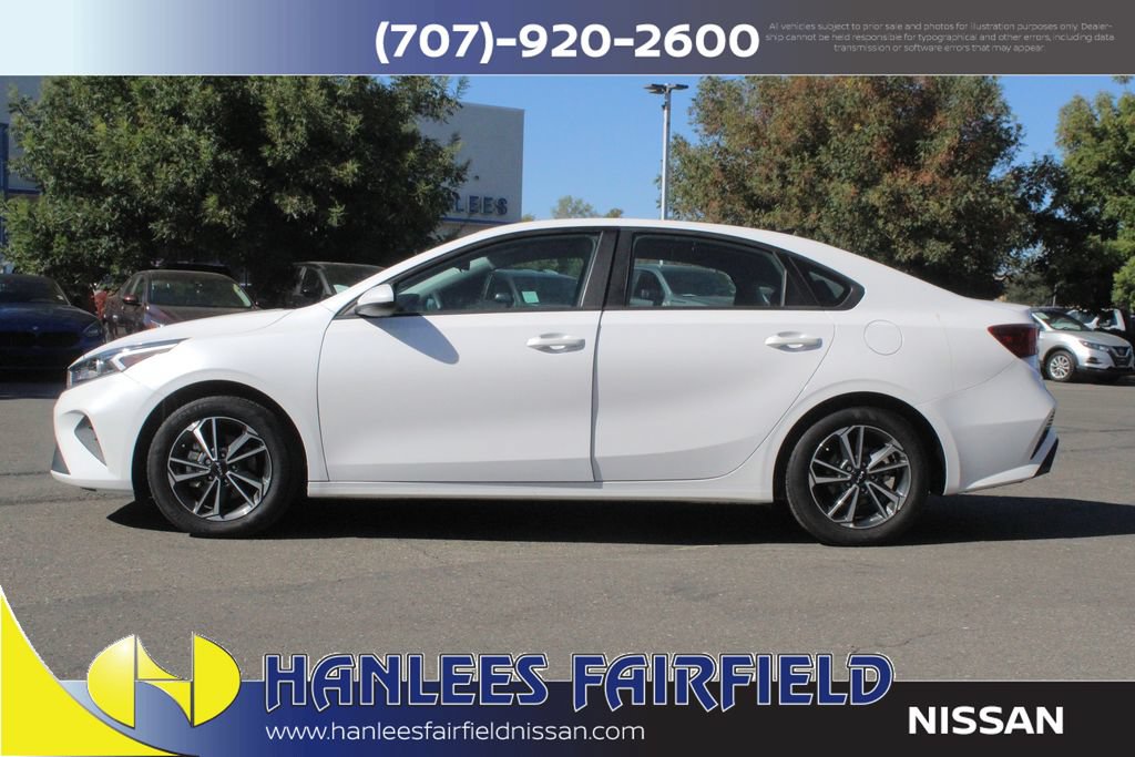 Used 2023 Kia Forte LXS FWD image 2