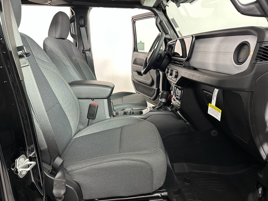 New 2025 Jeep Gladiator Willys image 23