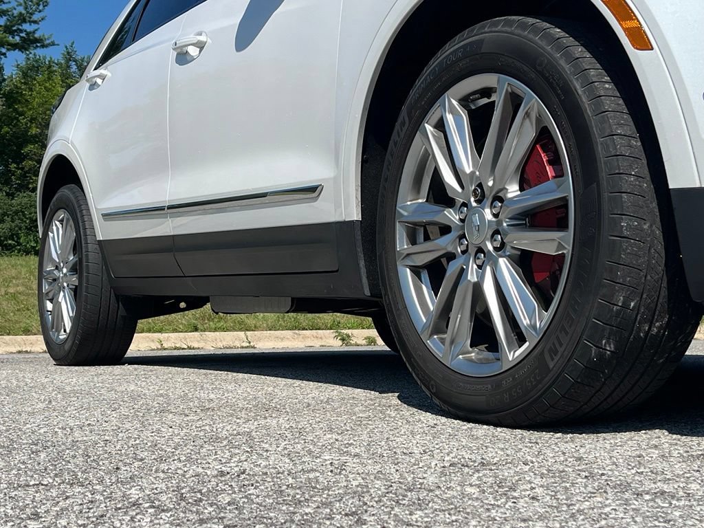 Used 2023 Cadillac XT5 Sportv w/ Technology Package AWD/4WD image 9