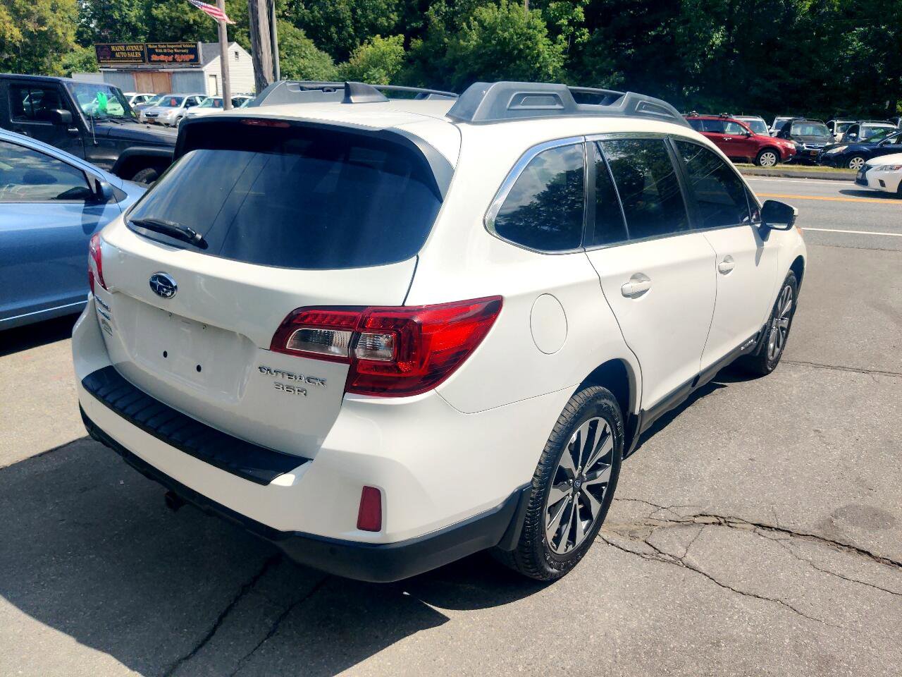 Used 2017 Subaru Outback 3.6R Limited image 6