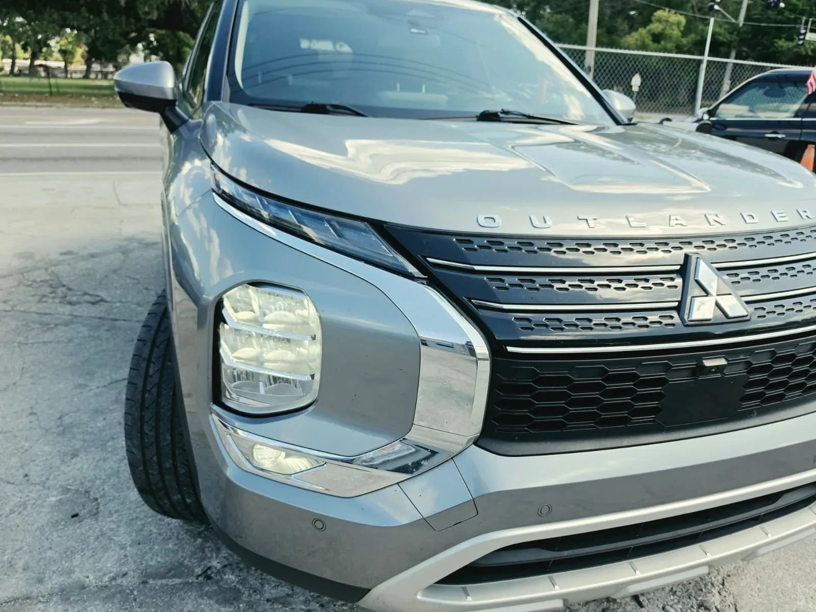 Used 2023 Mitsubishi Outlander SE FWD image 4