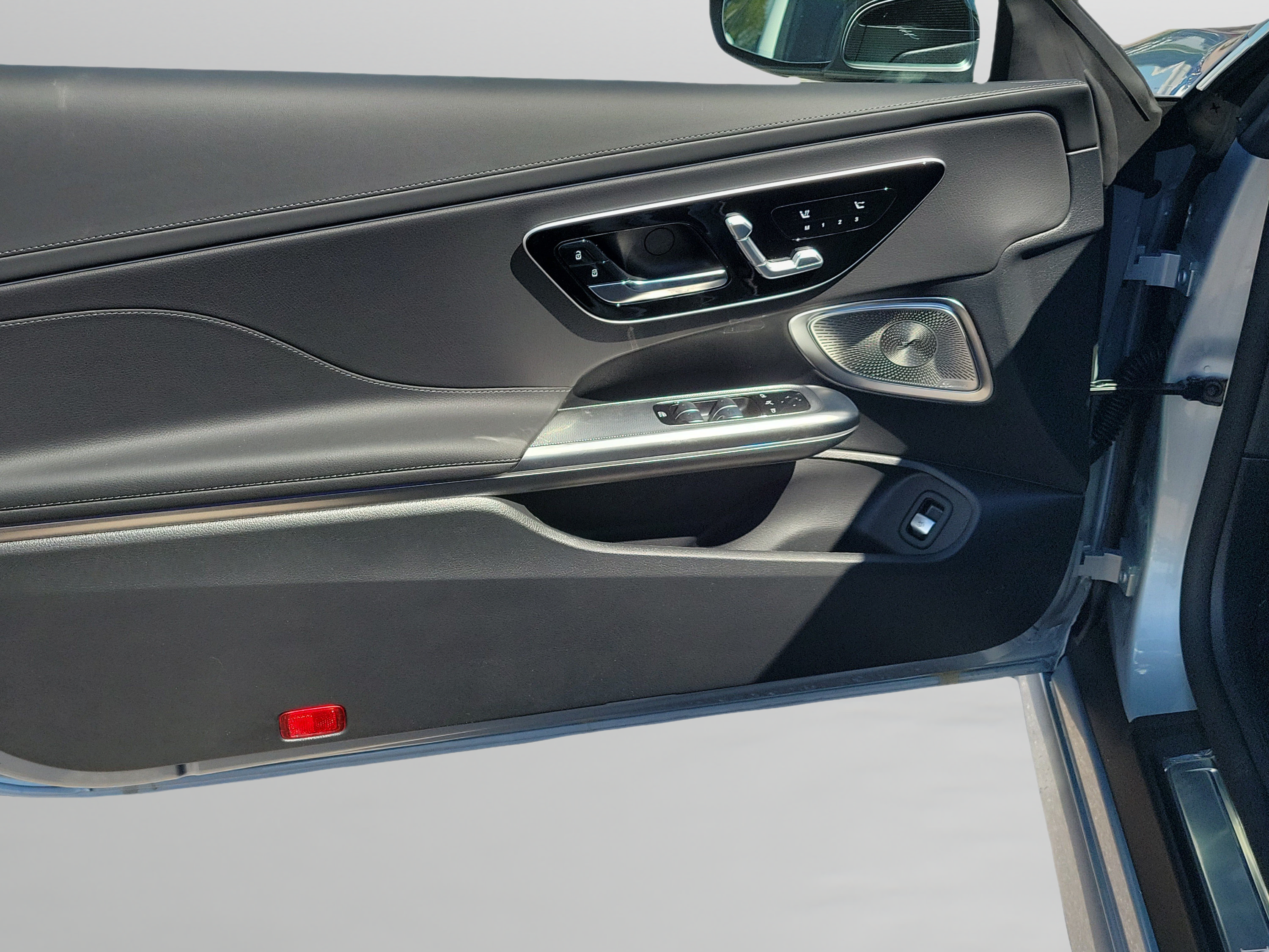New 2027 Mercedes-Benz CLE 450 4MATIC Cabriolet image 8