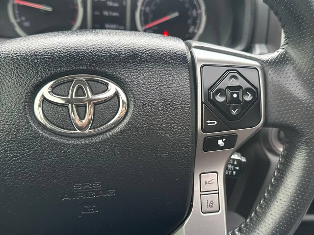 Used 2022 Toyota 4Runner Limited AWD/4WD image 21