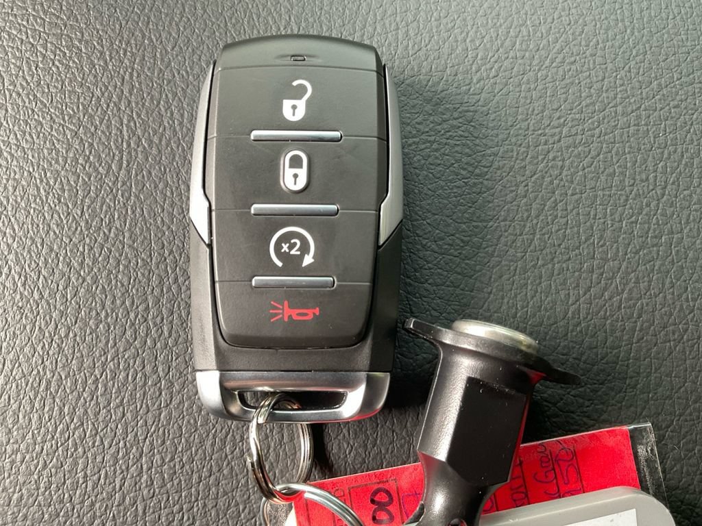 New 2027 RAM 3500 Big Horn AWD/4WD image 38