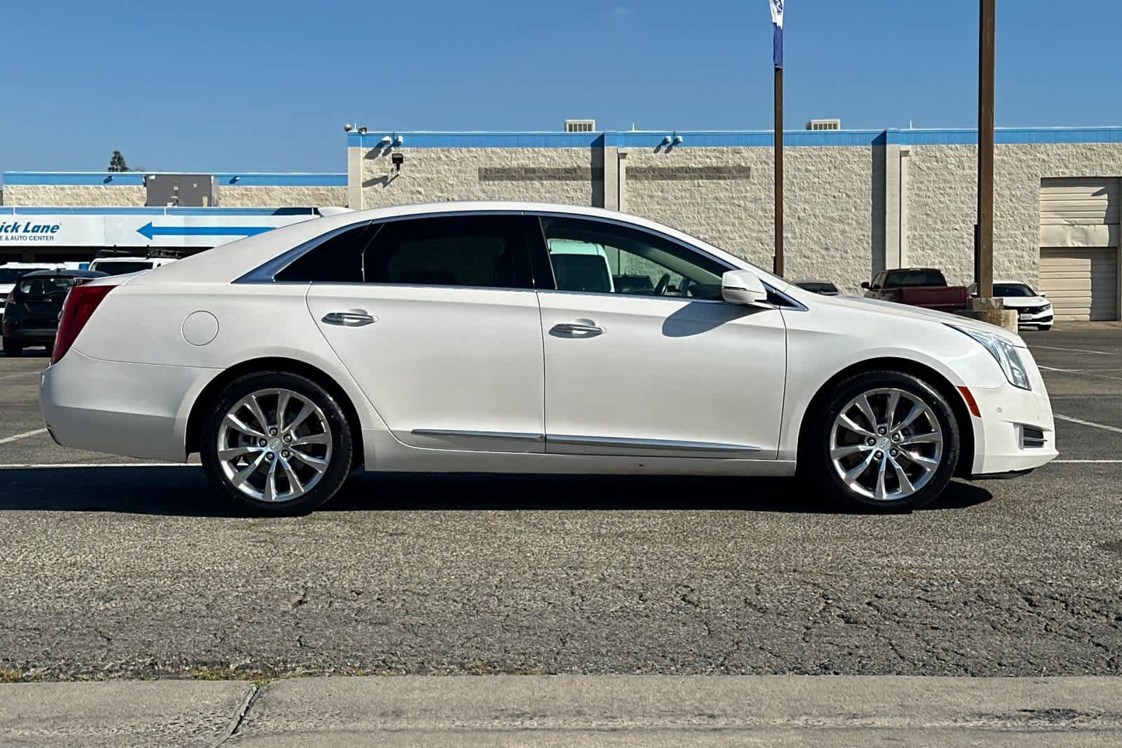 Used 2017 Cadillac XTS Premium Luxury w/ Driver Assist Package image 8