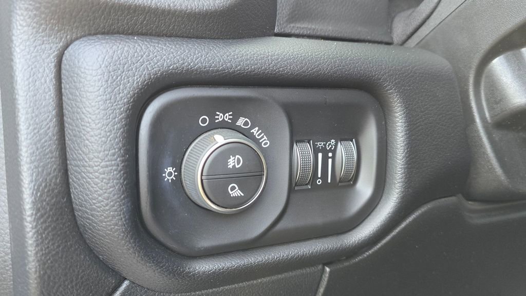 Used 2020 RAM 3500 Laramie image 68