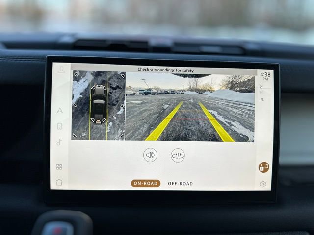 Used 2025 Land Rover Defender 110 S image 11