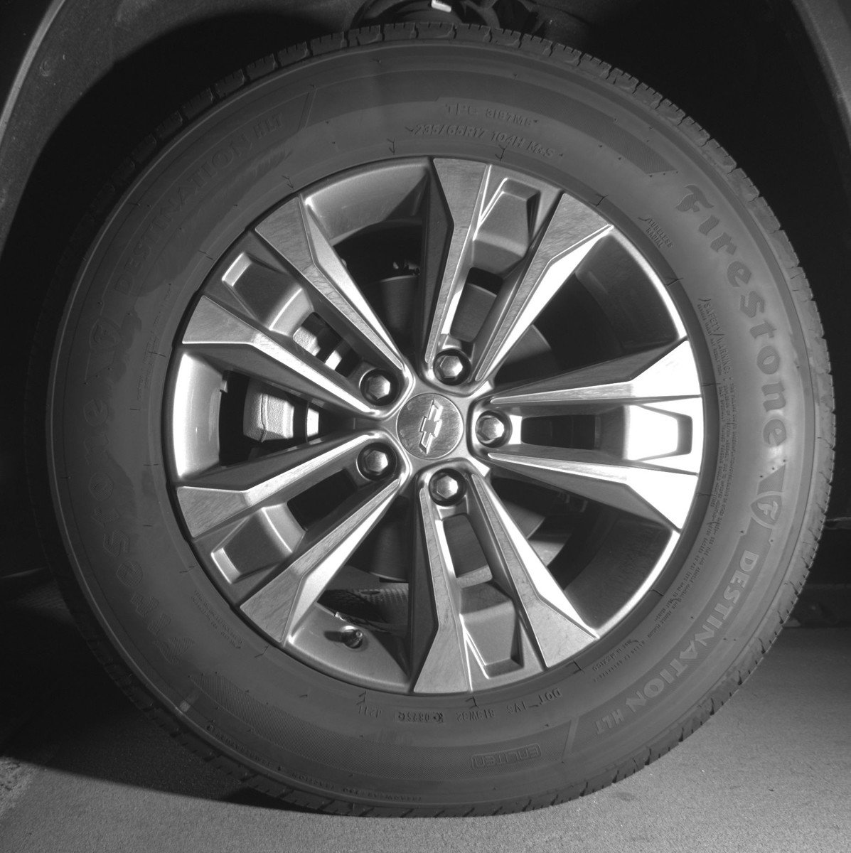 Used 2025 Chevrolet Equinox LT FWD image 12