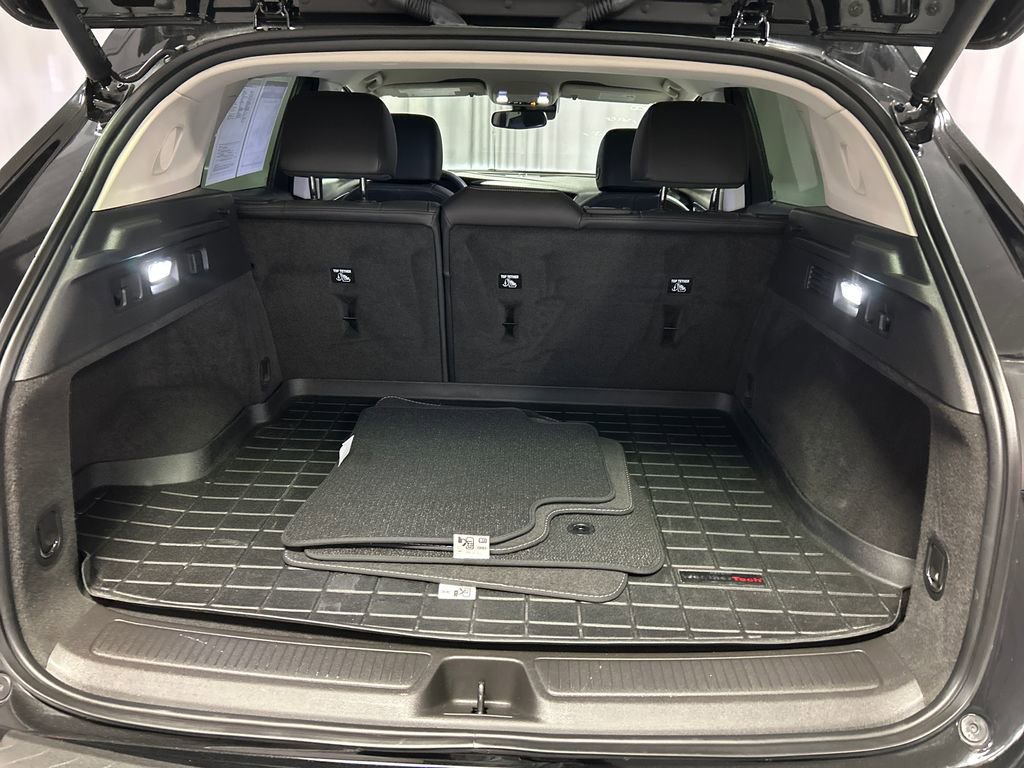 Used 2023 Buick Envision Essence image 24