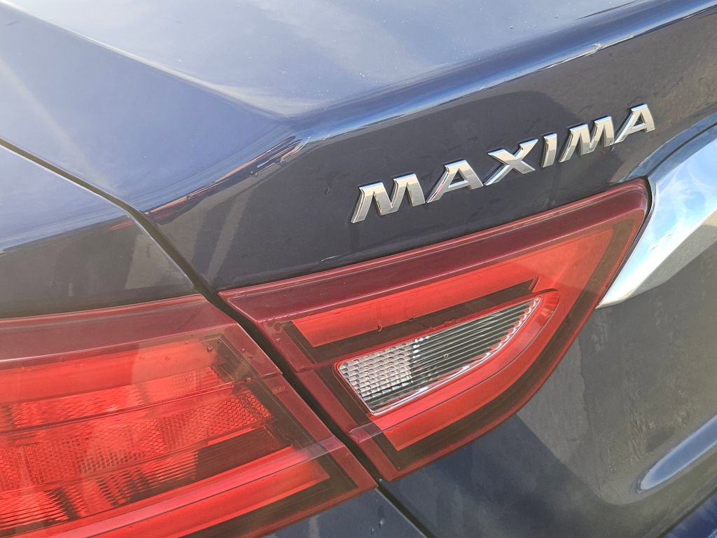 Used 2017 Nissan Maxima Platinum image 12