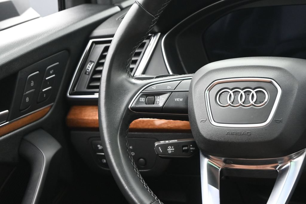 Used 2021 Audi Q5 e Premium Plus AWD/4WD image 21