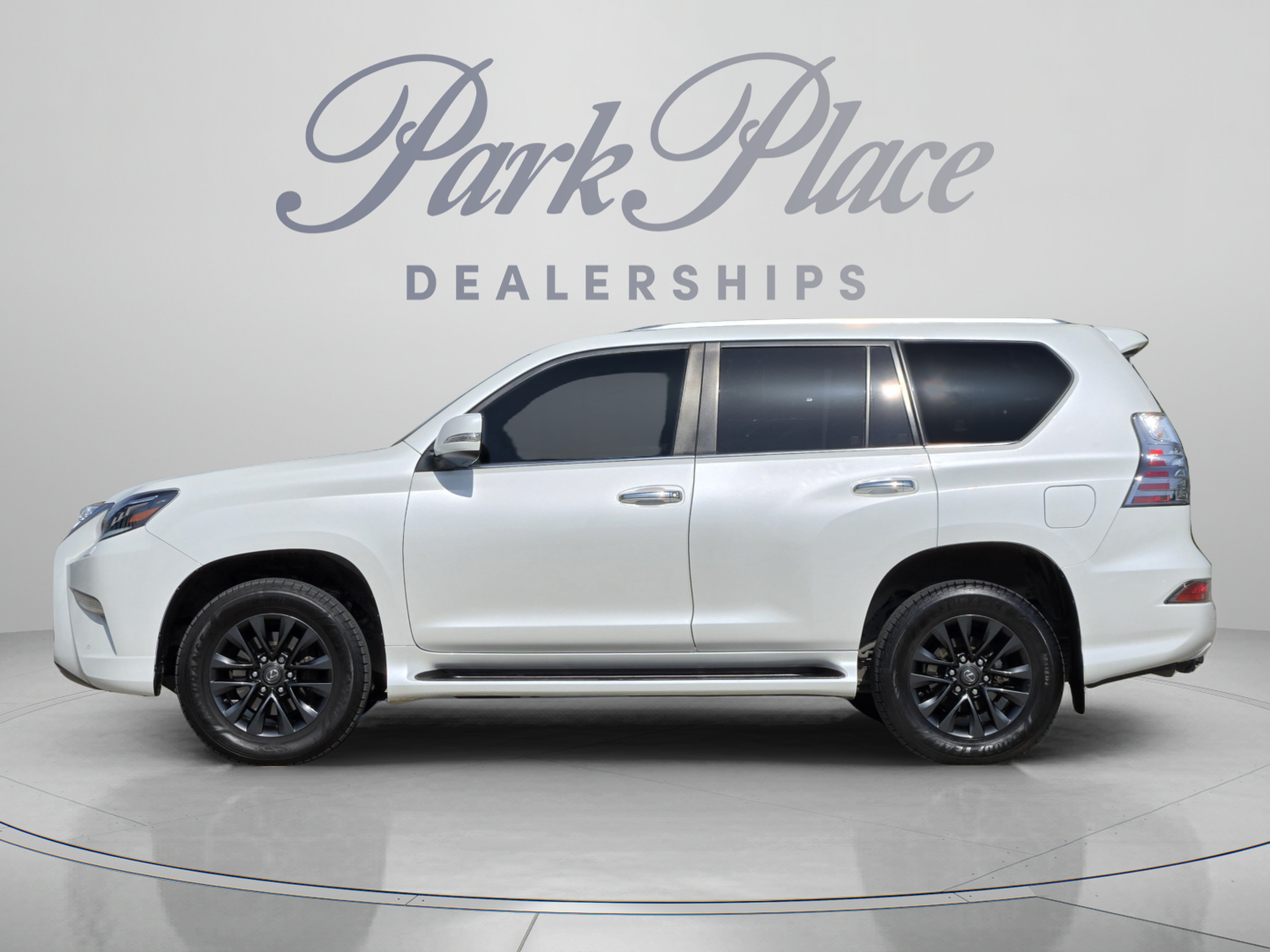 Used 2021 Lexus GX 460 Premium w/ Premium Package AWD/4WD image 2