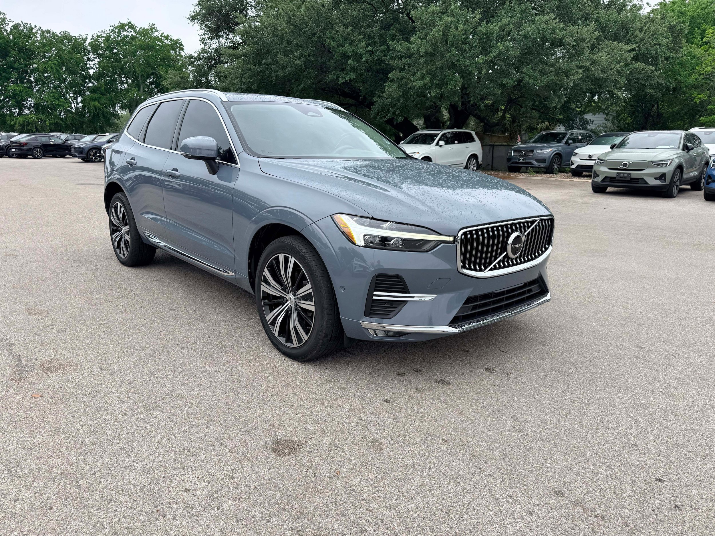 Certified 2023 Volvo XC60 B5 Plus FWD image 7