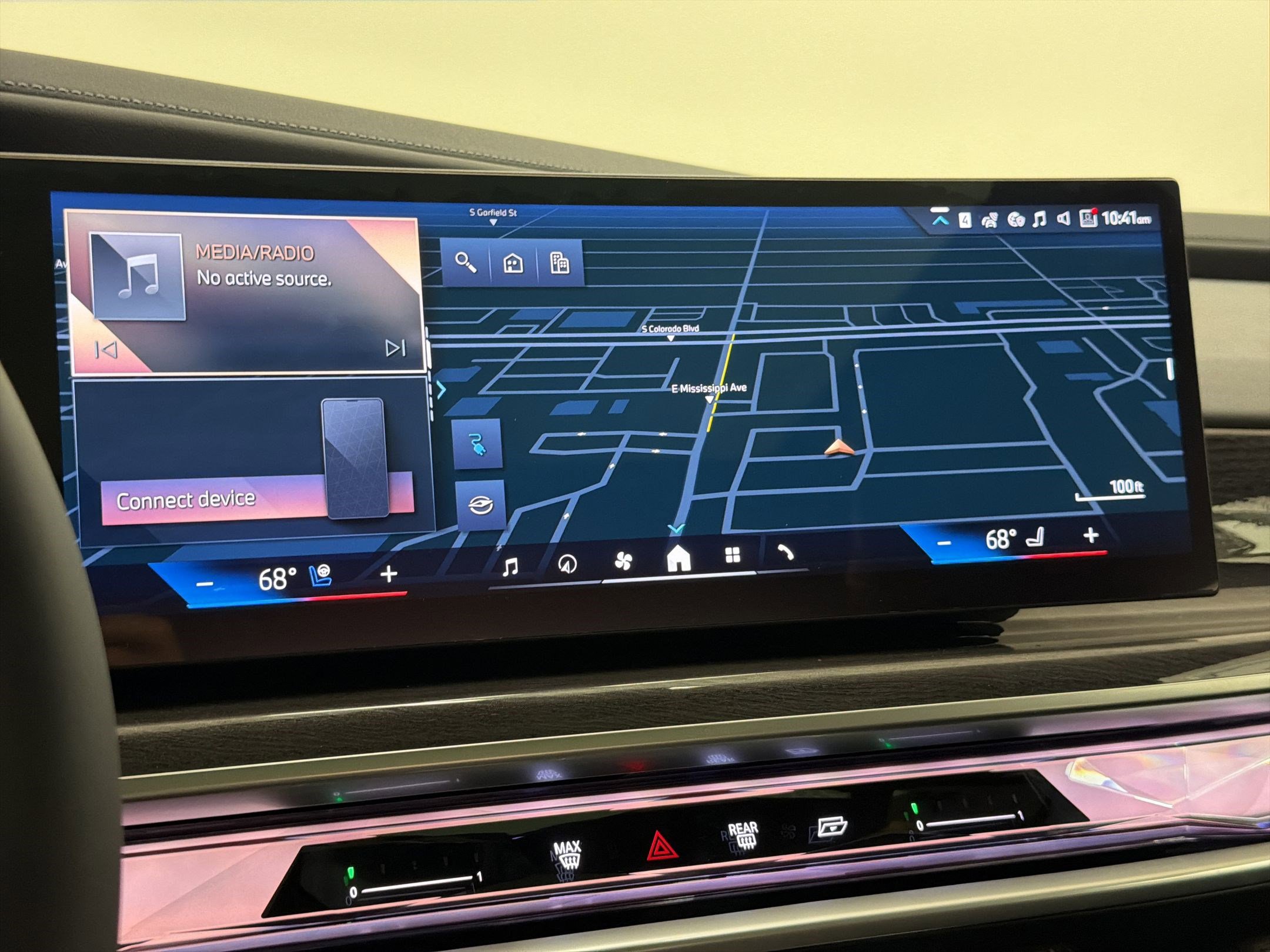 New 2026 BMW i7 xDrive60 w/ Executive Package AWD/4WD image 24