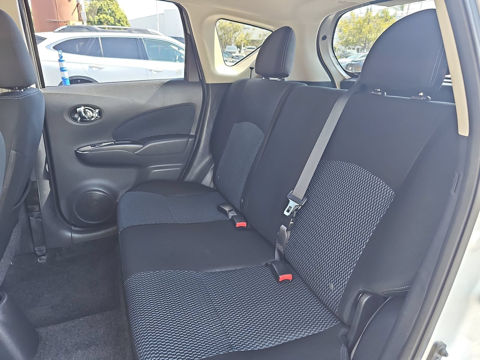 Used 2015 Nissan Versa Note SV w/ Sport Value Package FWD image 13