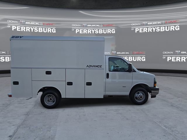 New 2026 GMC Savana 3500 w/ Power Convenience Package RWD image 2