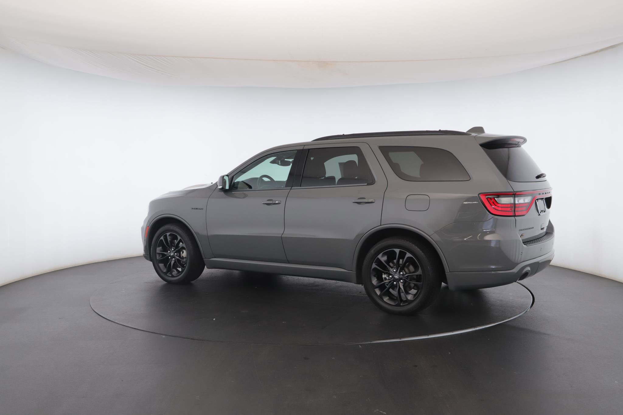 Used 2022 Dodge Durango R/T w/ Hemi Orange Plus Package image 24