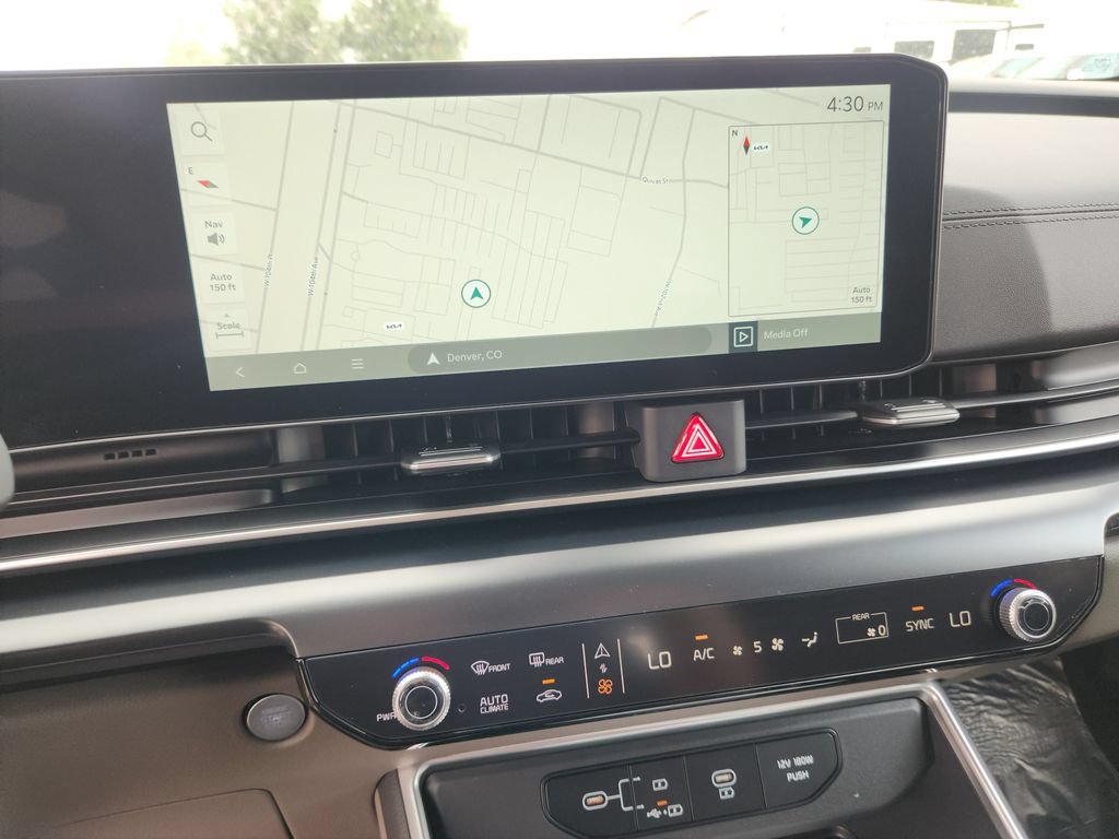 New 2027 Kia Carnival FWD image 18