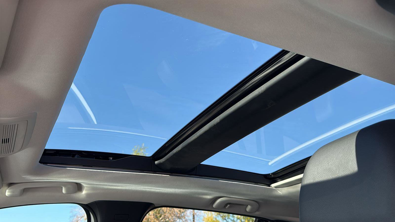 New 2026 MAZDA CX-50 AWD 2.5 Hybrid w/ Cargo Package image 17