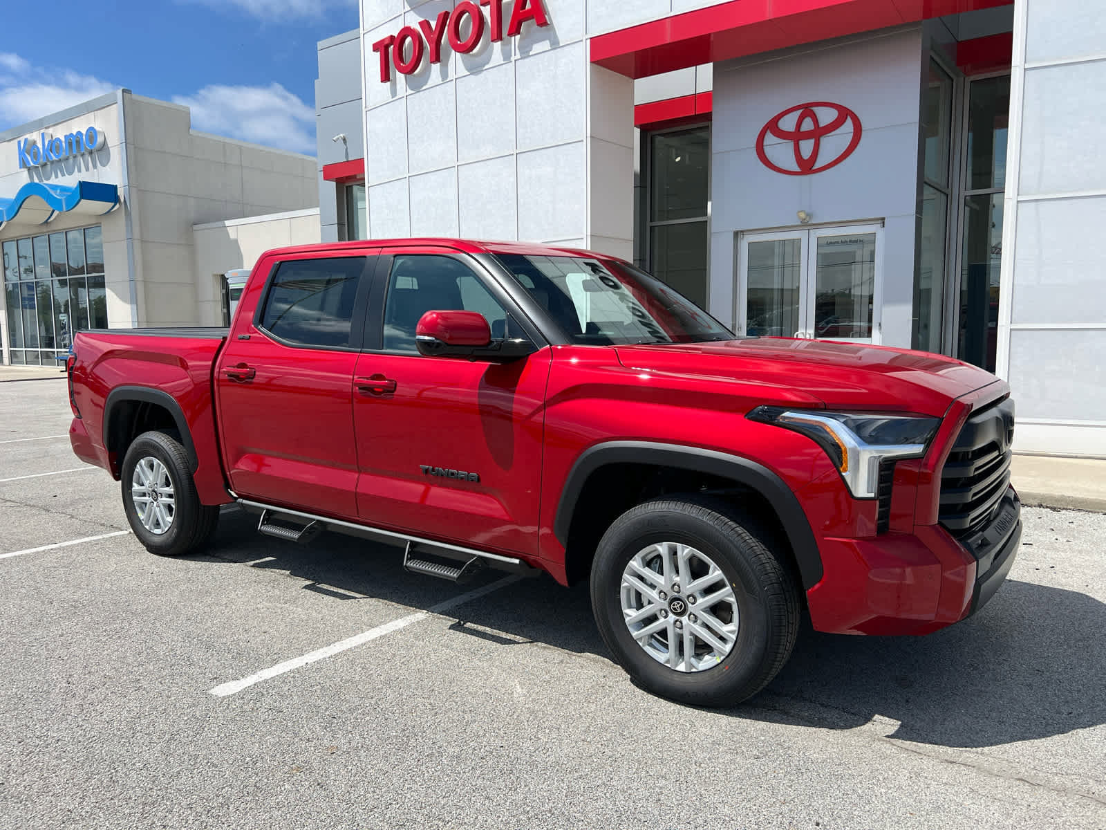 New 2026 Toyota Tundra SR5 w/ SR5 Premium Package AWD/4WD image 1