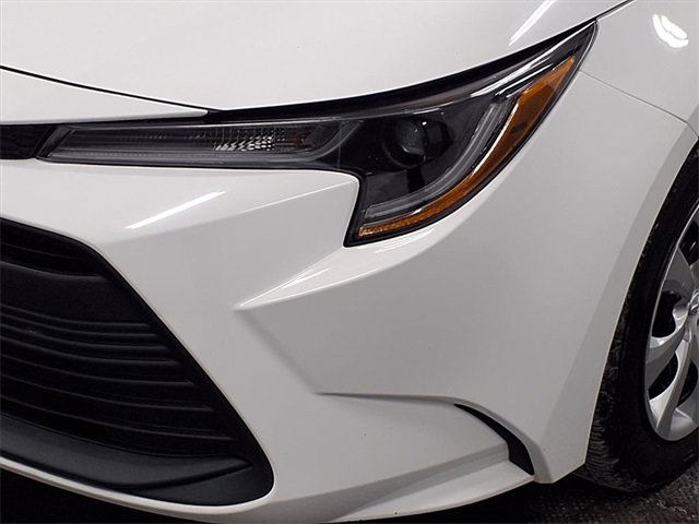 Used 2023 Toyota Corolla LE image 26