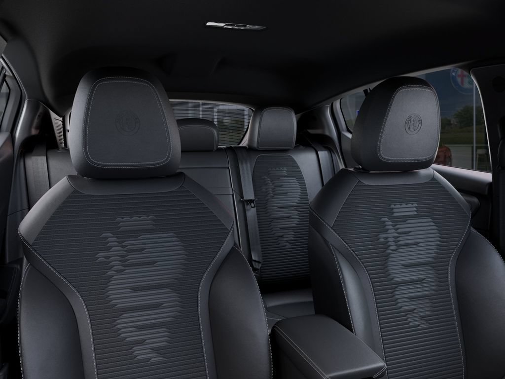 New 2025 Alfa Romeo Tonale AWD/4WD image 26