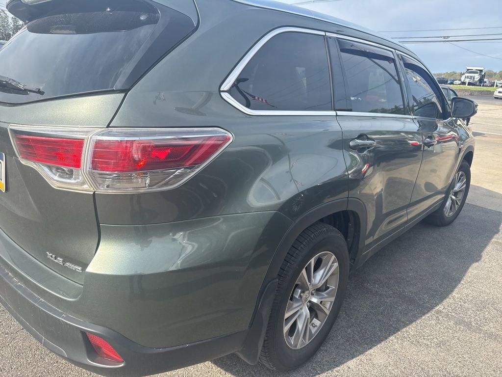 Used 2015 Toyota Highlander XLE AWD/4WD image 5