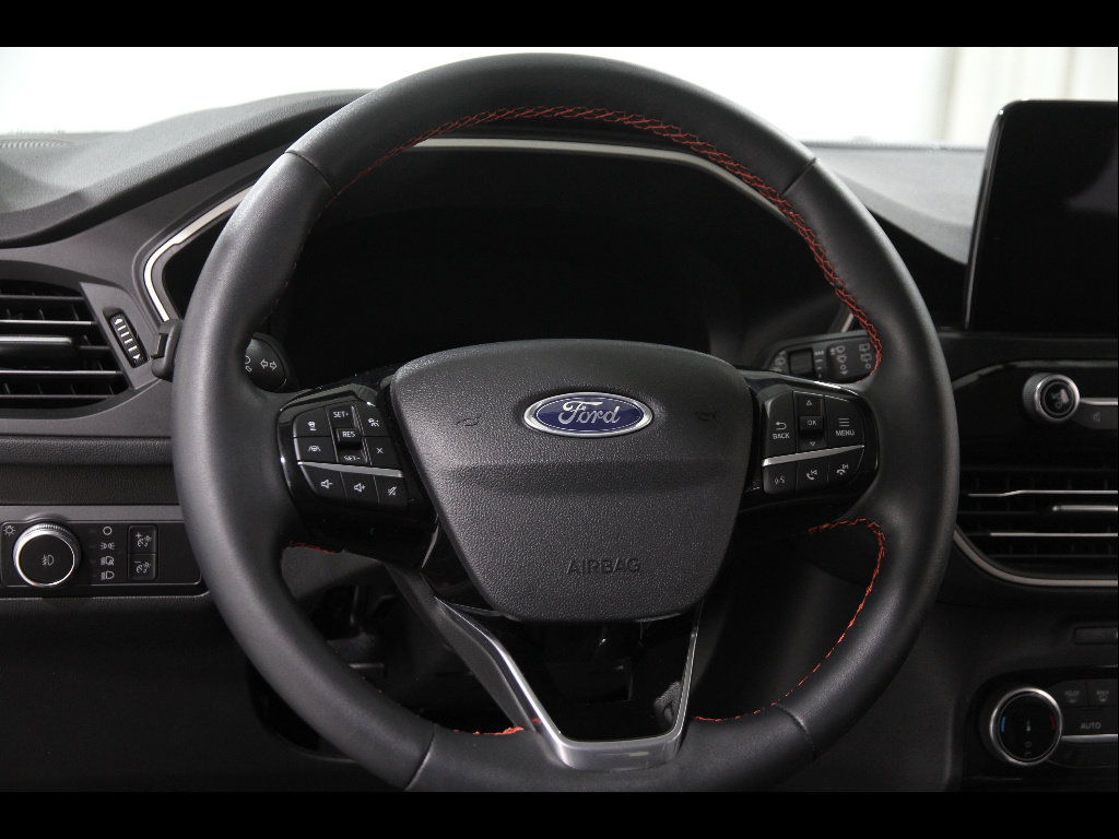 Used 2022 Ford Escape SEL w/ SEL Stealth AWD Package image 8