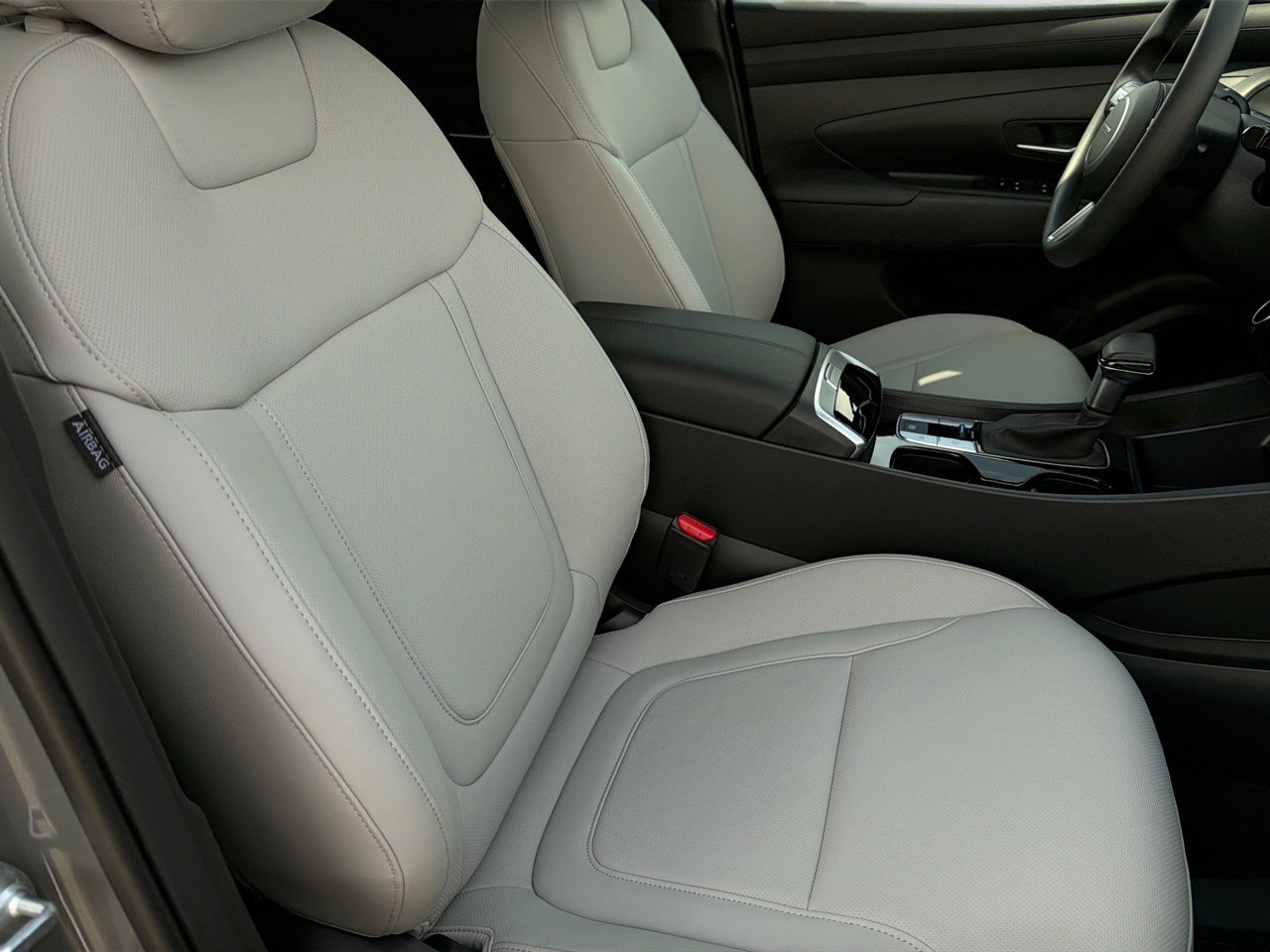 Used 2025 Hyundai Santa Cruz SEL AWD/4WD image 20