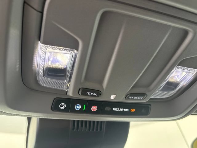 Used 2024 GMC Sierra 1500 Elevation AWD/4WD image 8