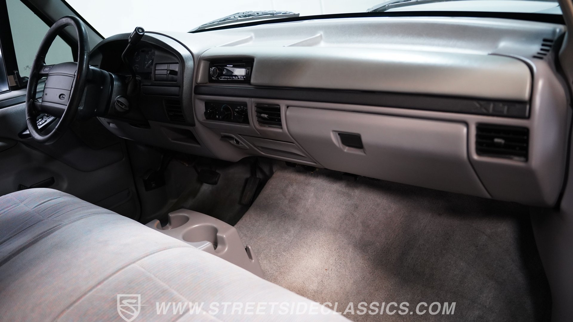 Used 1996 Ford F150 2WD Regular Cab image 37