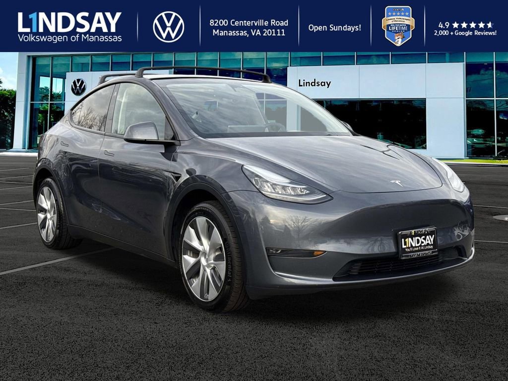 Used 2023 Tesla Model Y Long Range image 1