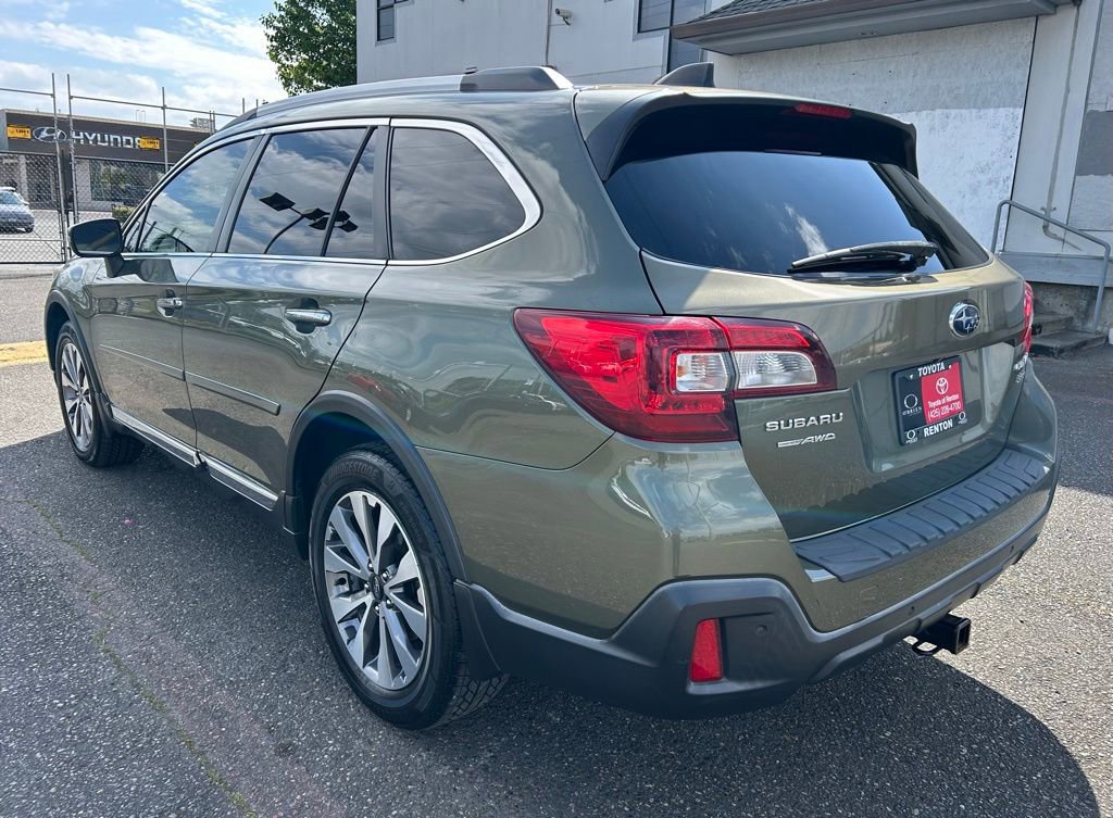 Used 2018 Subaru Outback 3.6R Touring AWD/4WD image 7