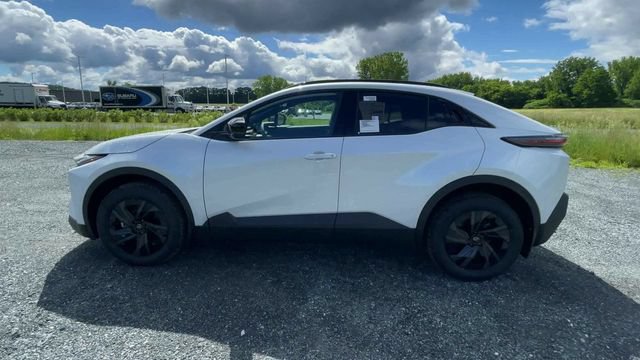 New 2026 Toyota C-HR AWD/4WD image 5