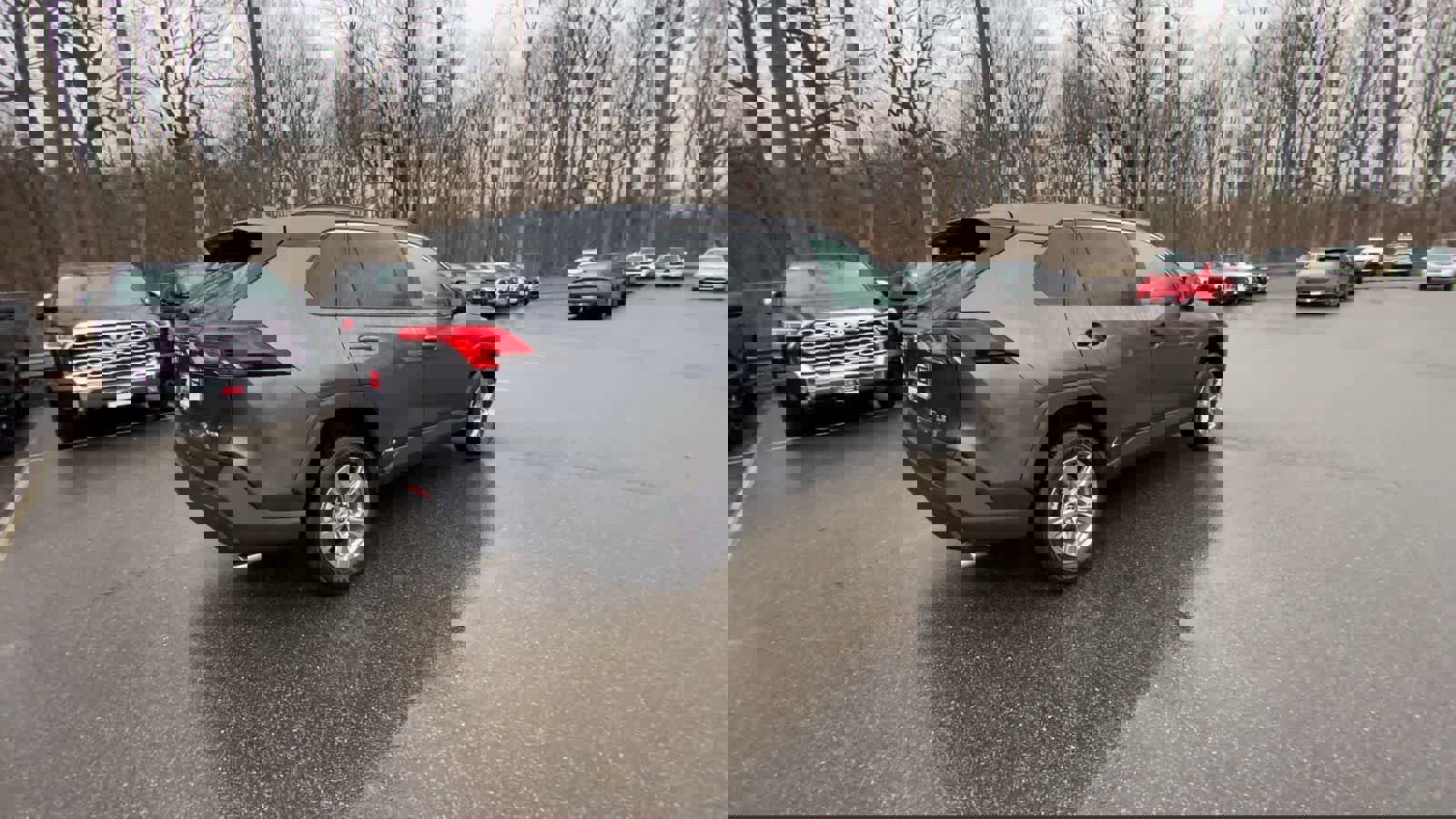 Used 2025 Toyota RAV4 LE image 12