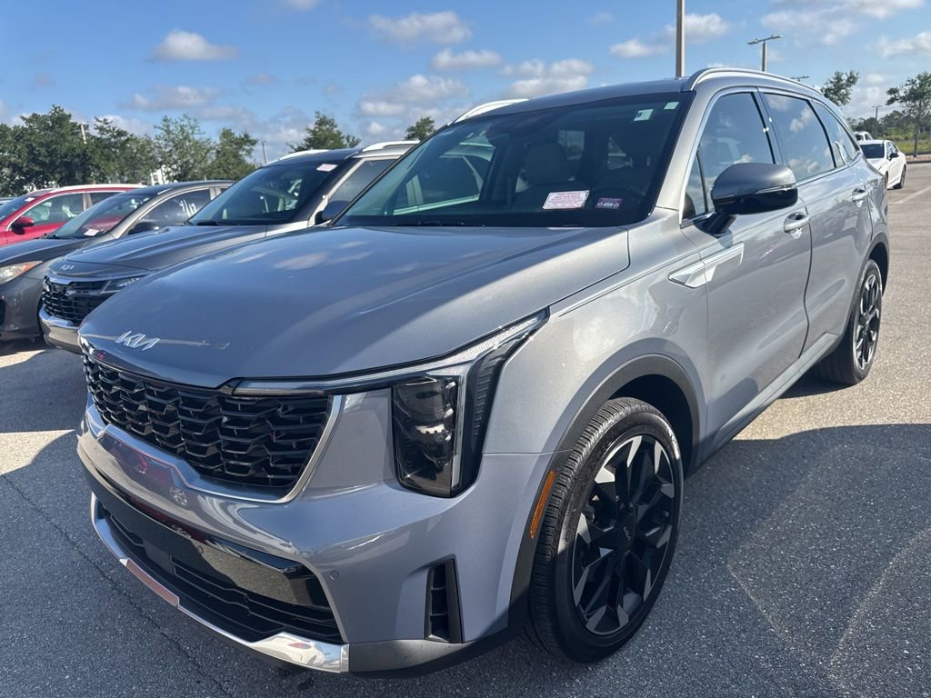 Certified 2024 Kia Sorento EX FWD image 8