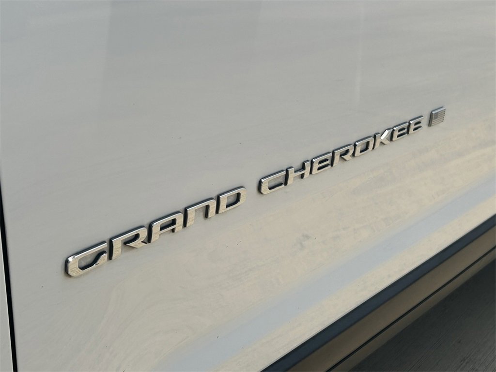 Used 2023 Jeep Grand Cherokee L Limited image 10