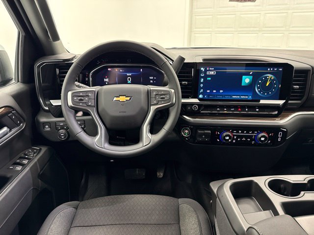 New 2026 Chevrolet Silverado 1500 LT w/ LPO, Liner Protection Package AWD/4WD image 24