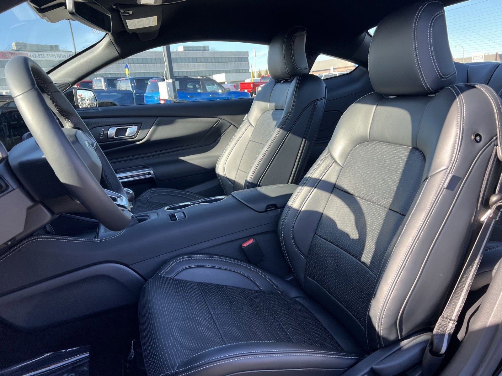 Used 2025 Ford Mustang GT Premium image 13