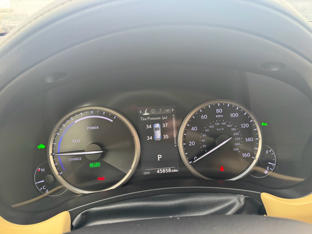 Used 2019 Lexus NX 300h AWD image 21