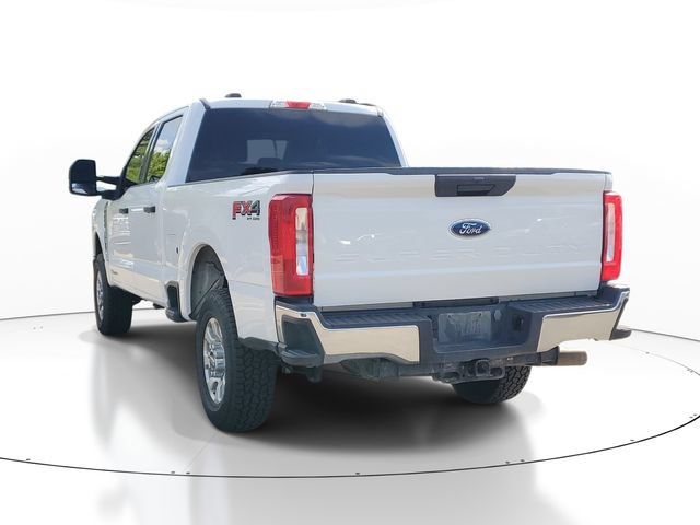 Used 2024 Ford F250 XLT w/ FX4 Off-Road Package AWD/4WD image 3