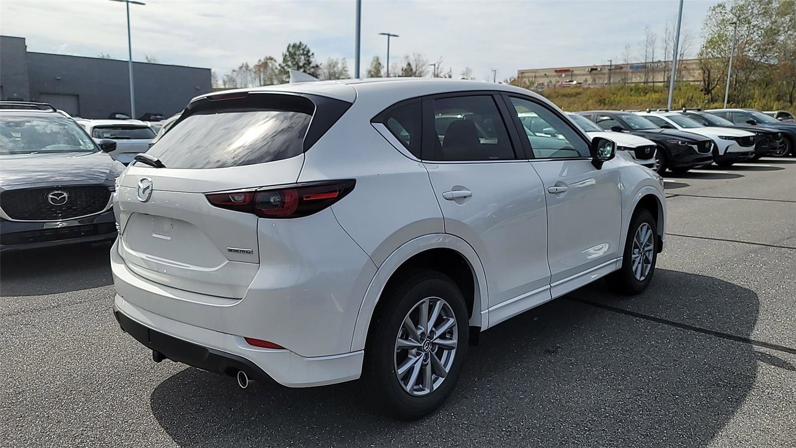 New 2025 MAZDA CX-5 AWD 2.5 S w/ Select Package image 6
