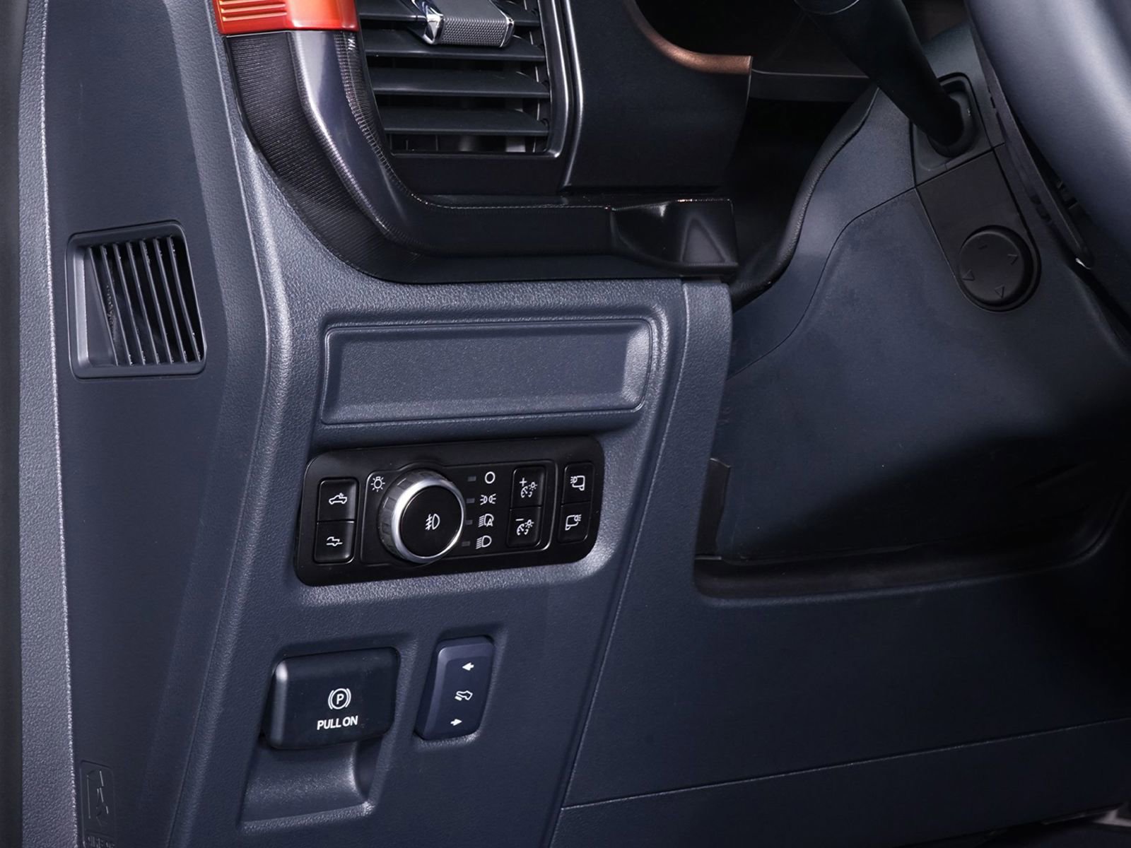 Used 2025 Ford F150 Raptor w/ Equipment Group 803A Raptor R image 35